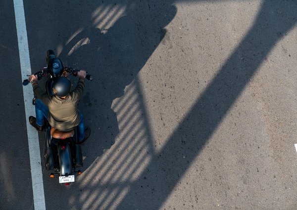 Comment l'intelligence artificielle amÃ©liore-t-elle l'efficacitÃ© des vÃ©hicules ?